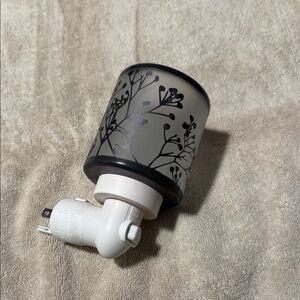 Scentsy Wall Plug-In Warmer